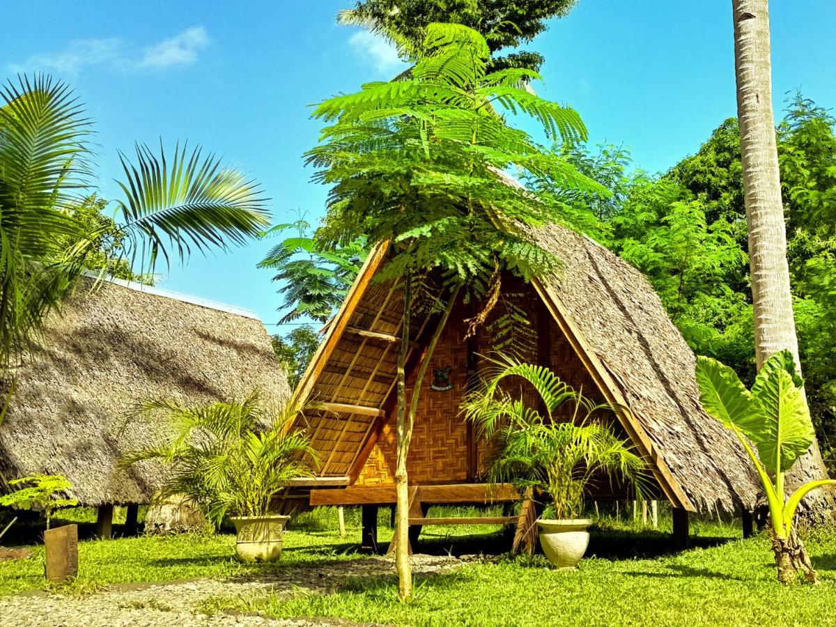 Archery-Asia Nipa Huts Moalboal Exterior foto